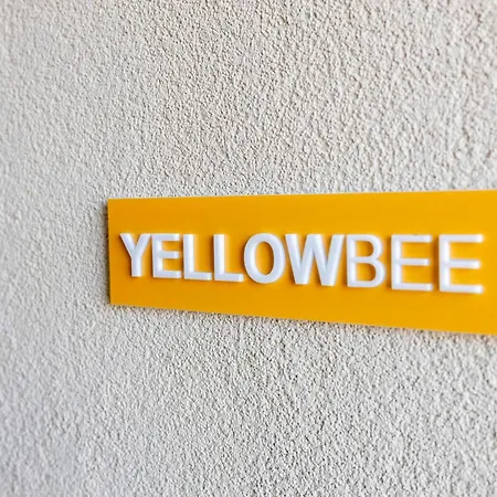 The Bee Апартаменты Никиана