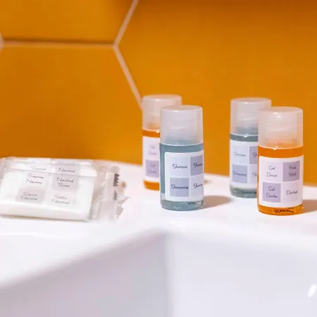 The Bee Apartment