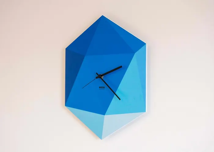 The Bee Apartment Nikiana